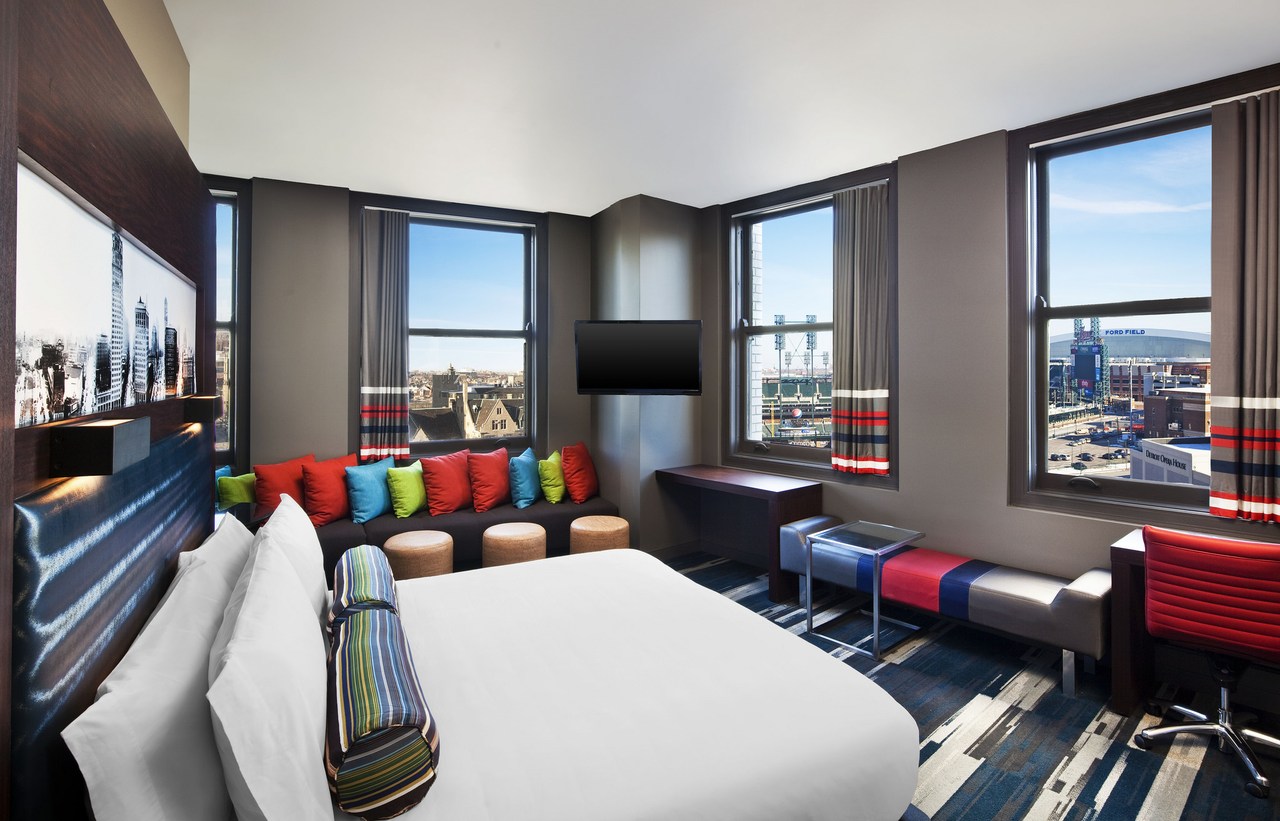 aloft-bedroom Aloft bedroom