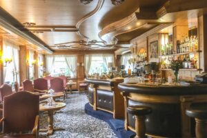 the-bar-at-hotel-lorenzetti-in-madonna-di-campiglio-c2a9-valery-collins-300x200-1 The bar at Hotel Lorenzetti in Mad ... di Campiglio © Valery Collins